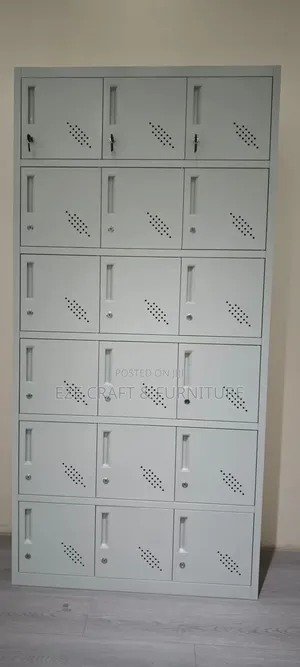 18 Doors Workers Lockers