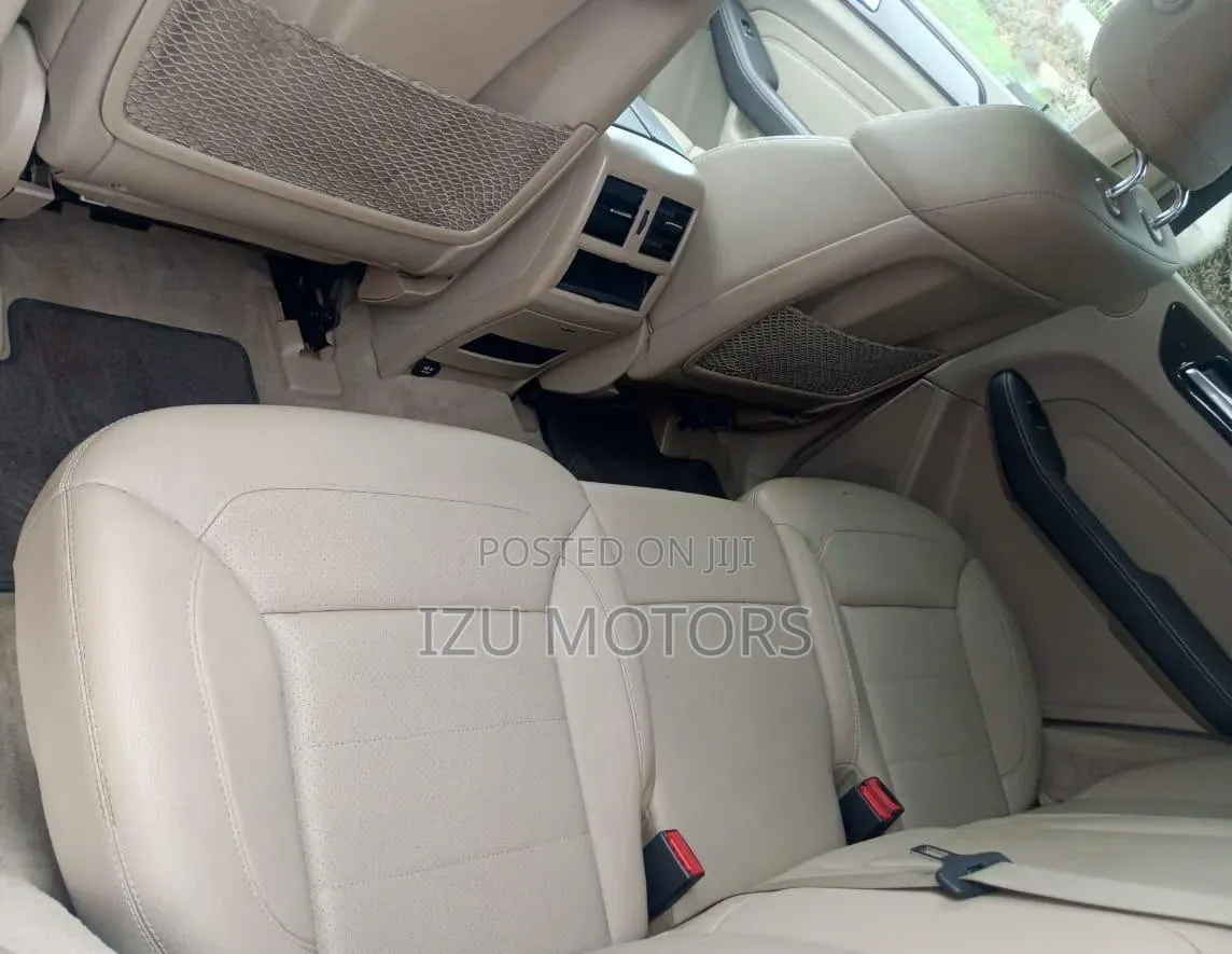 Mercedes-Benz M Class 2013 White