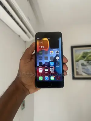 Apple iPhone 7 Plus 128 GB Black