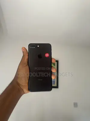 Apple iPhone 7 Plus 128 GB Black