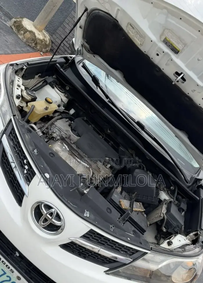 Toyota RAV4 2015 White