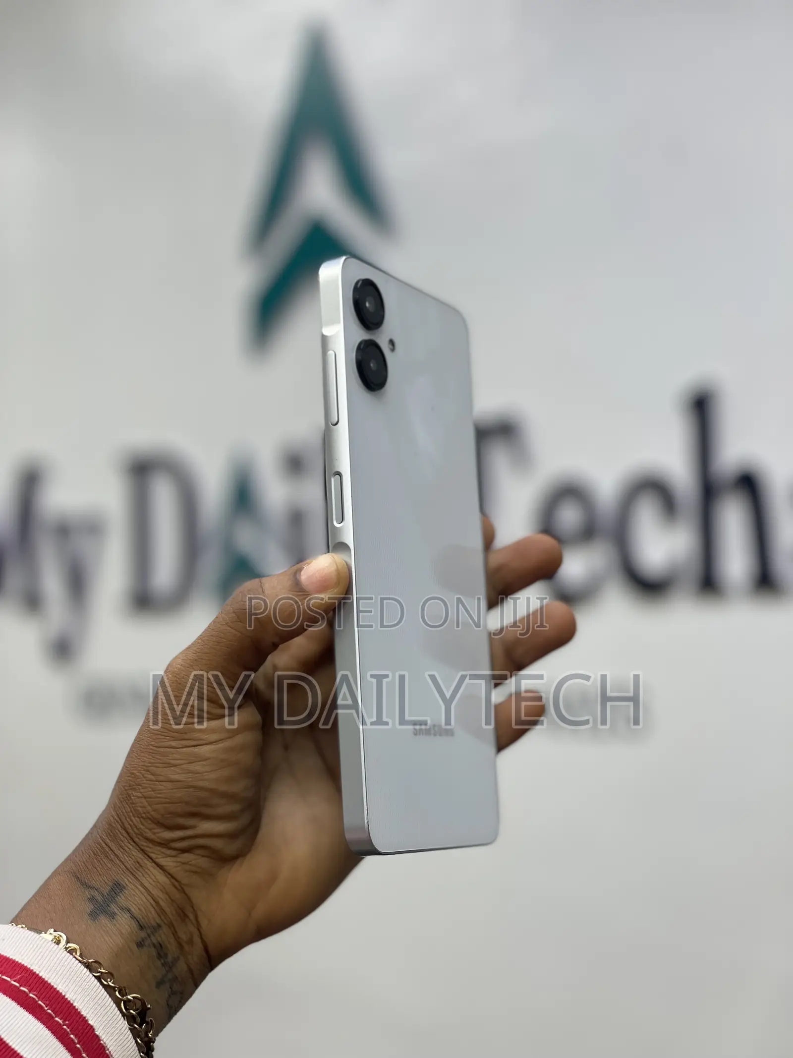 Samsung Galaxy A06 64 GB White
