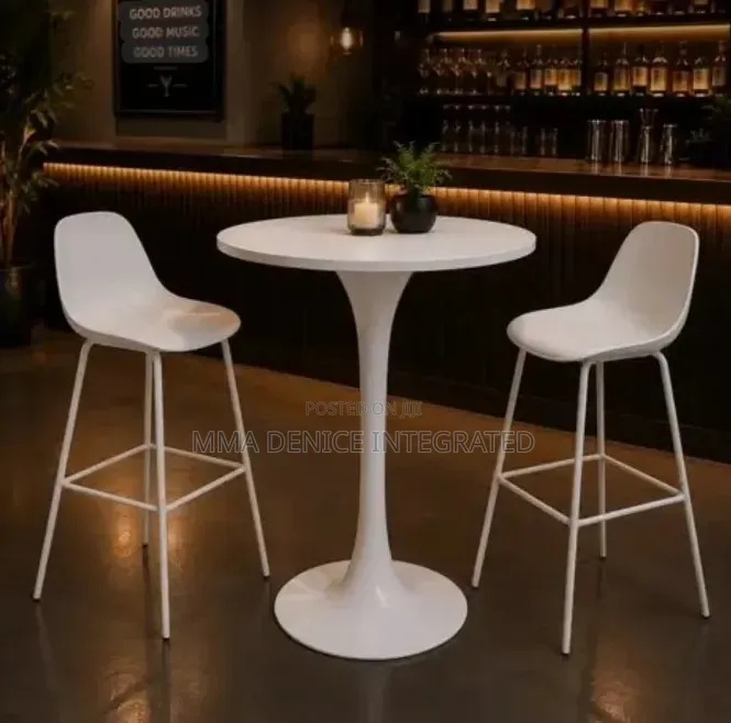 Modern White Bar Table With Two High Bar Stools