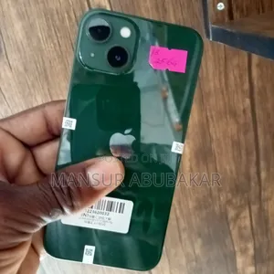 Apple iPhone 13 256 GB Green