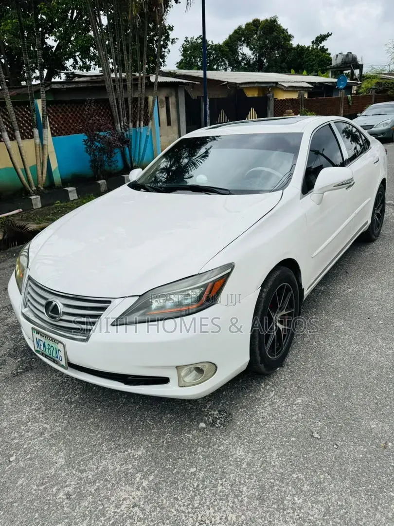 Lexus ES 350 2011 White