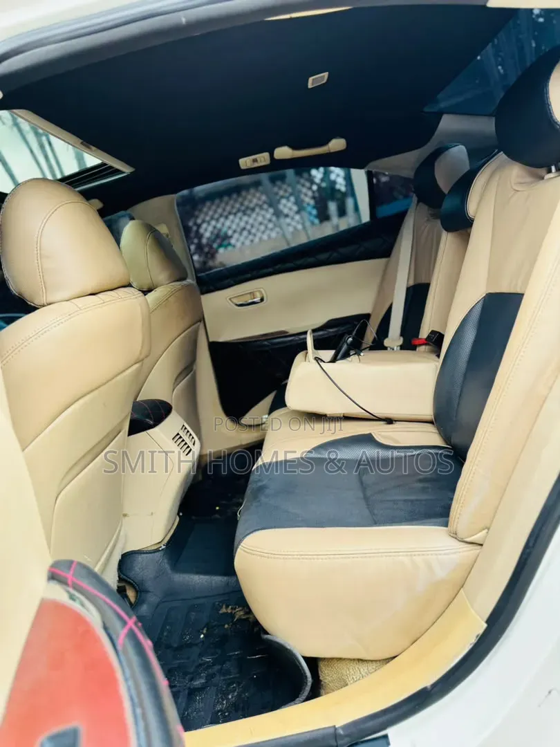 Lexus ES 350 2011 White