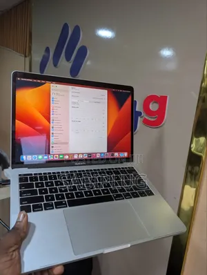 Laptop Apple MacBook Pro 2017 16GB Intel Core i5 SSD 256GB