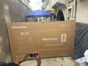 Hisense 100Q7Q 4K TV for Family Entertainment