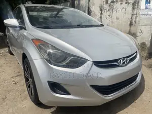 Hyundai Elantra 2013 Silver