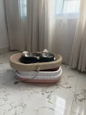 Cat Litterbox, Food Bowl and Cat Bed