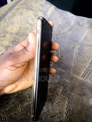 Apple iPhone XS Max 64 GB White