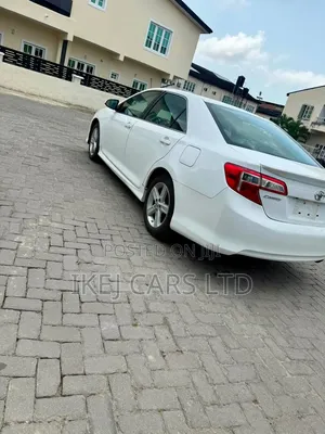 Toyota Camry 2015 White