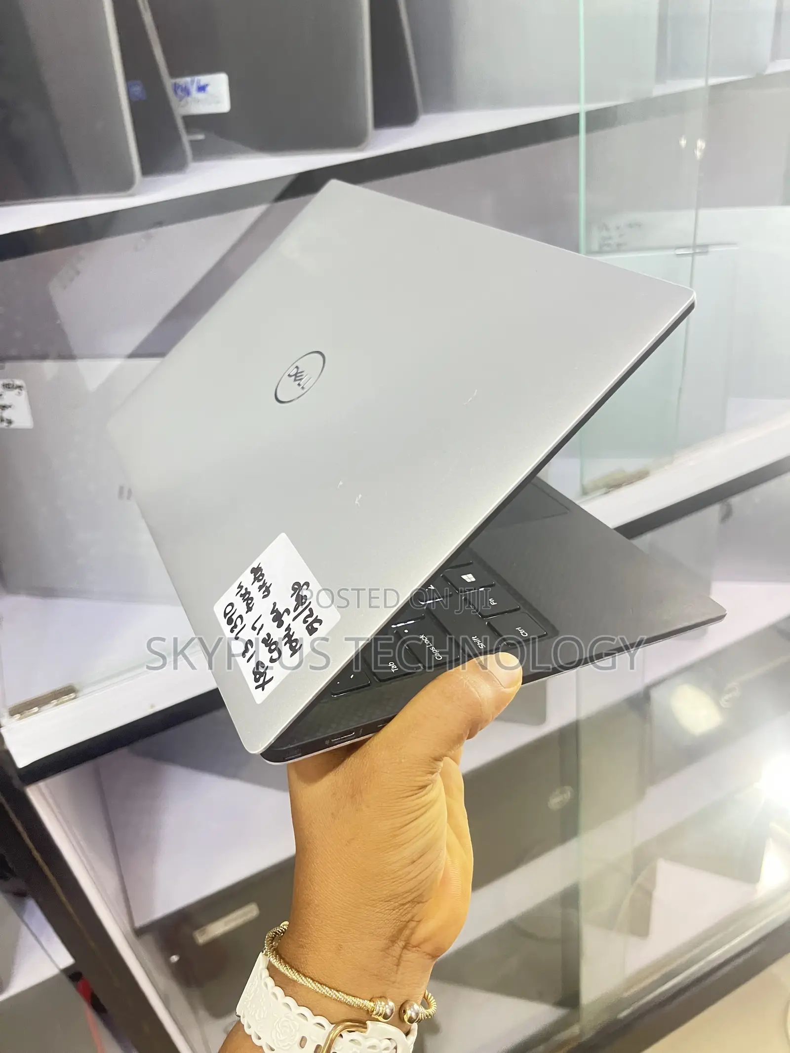 Laptop Dell XPS 13 7390 8GB Intel Core i7 SSD 512GB