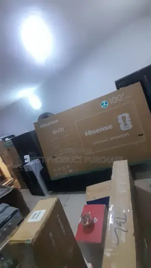 High-Performance Hisense 100Q7Q 100" QLED Smart TV