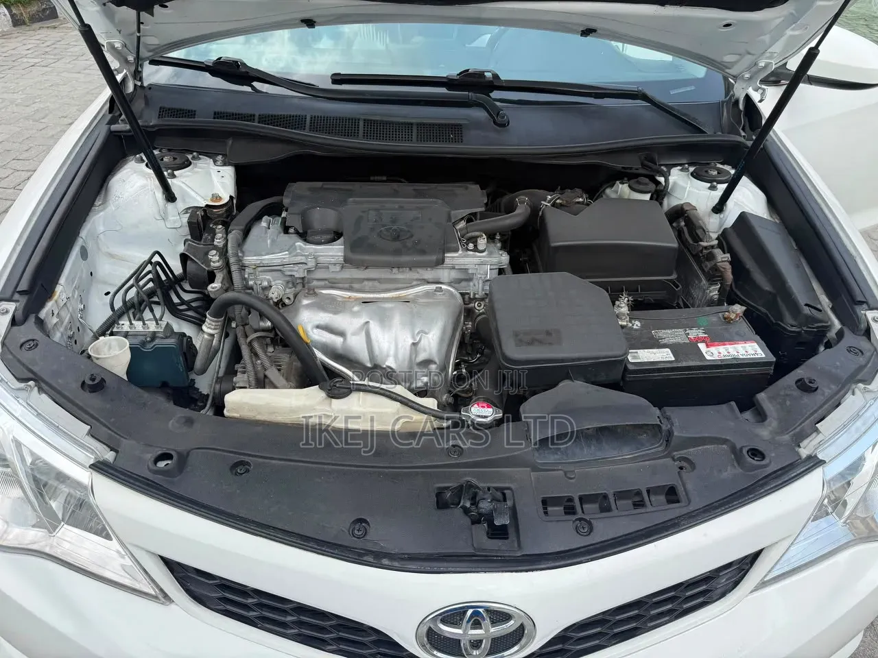Toyota Camry 2015 White