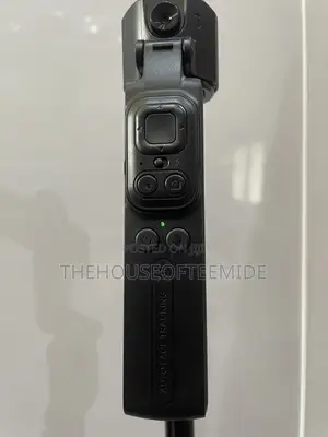C17 Ai Face Tracking Quadrapod