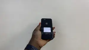 Apple iPhone 8 64 GB Black