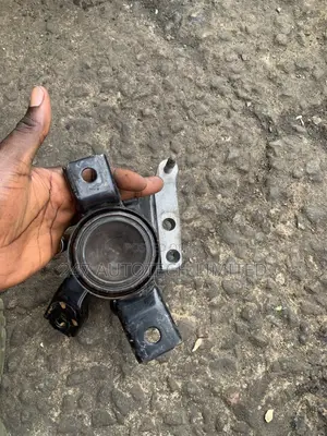 Toyota RAV4 2014 Engine Seat