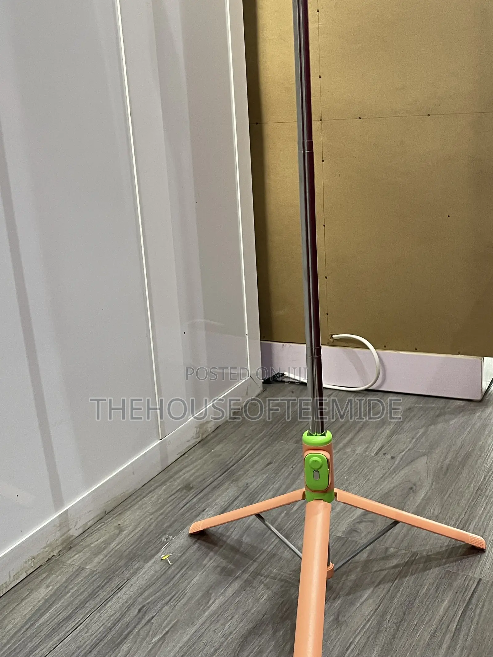Long Selfie Stick With Shutter