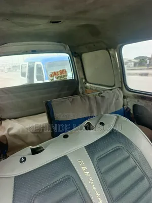 Suzuki Every 2005 White