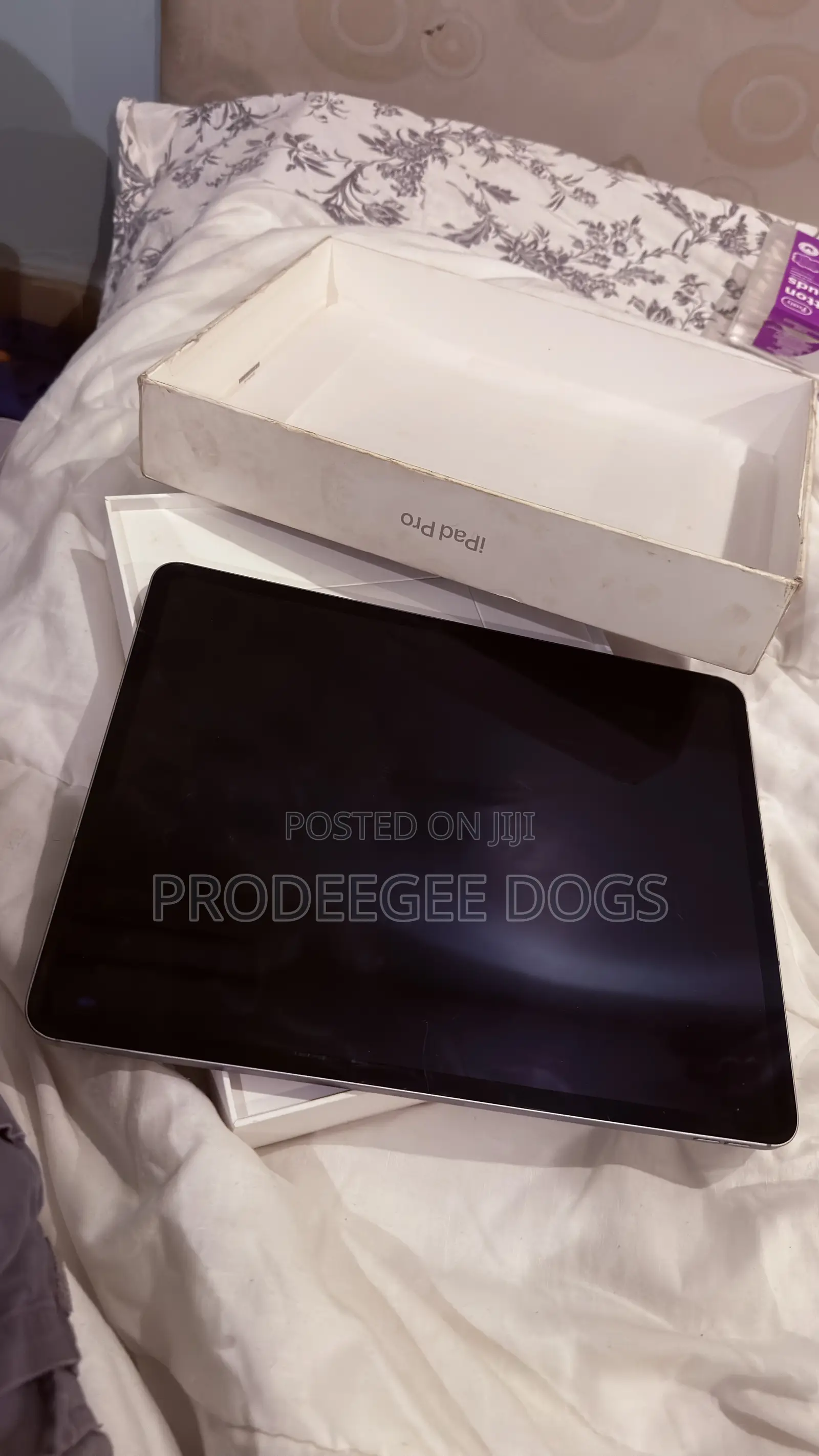 Apple iPad Pro (2022) 512 GB Gray