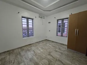 5bdrm Duplex in Bridgegate Estate, Agungi for rent