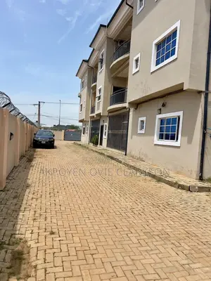 3bdrm Block of Flats in Katampe (Main) for rent