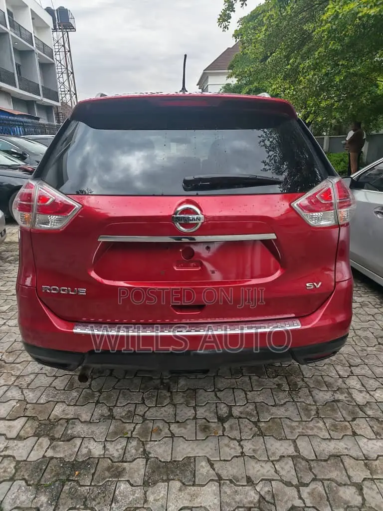 Nissan Rogue 2015 Red