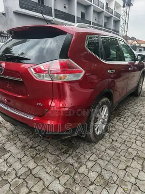 Nissan Rogue 2015 Red