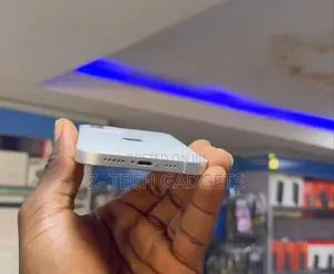 Apple iPhone 12 128 GB White