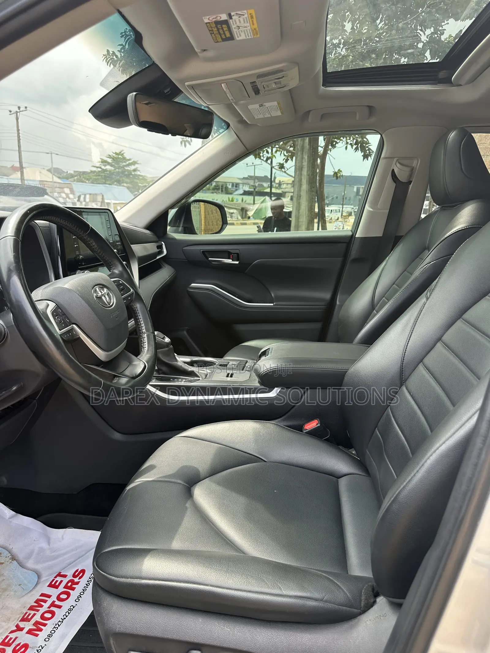 Toyota Highlander XLE 2022 Silver