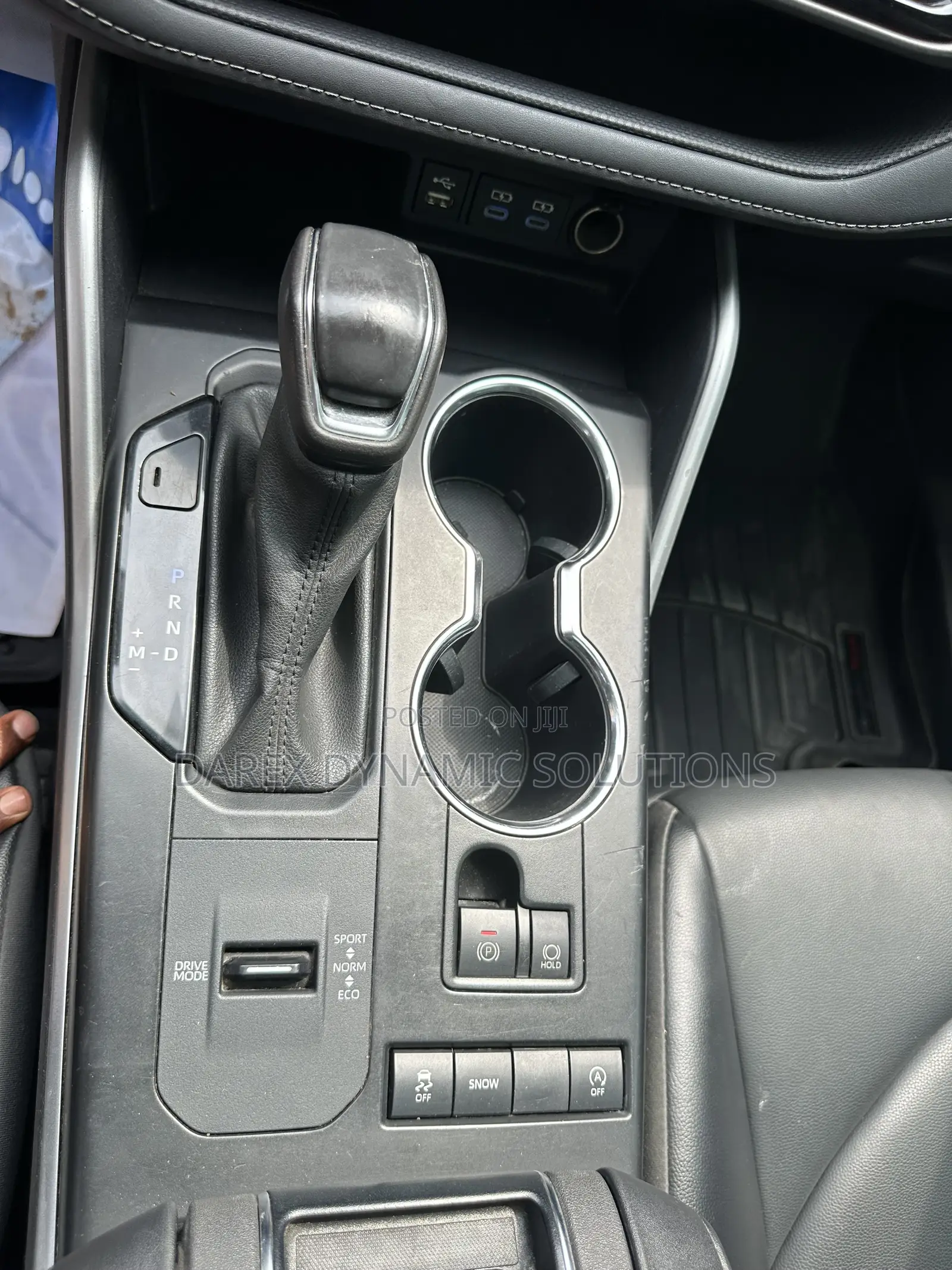 Toyota Highlander XLE 2022 Silver