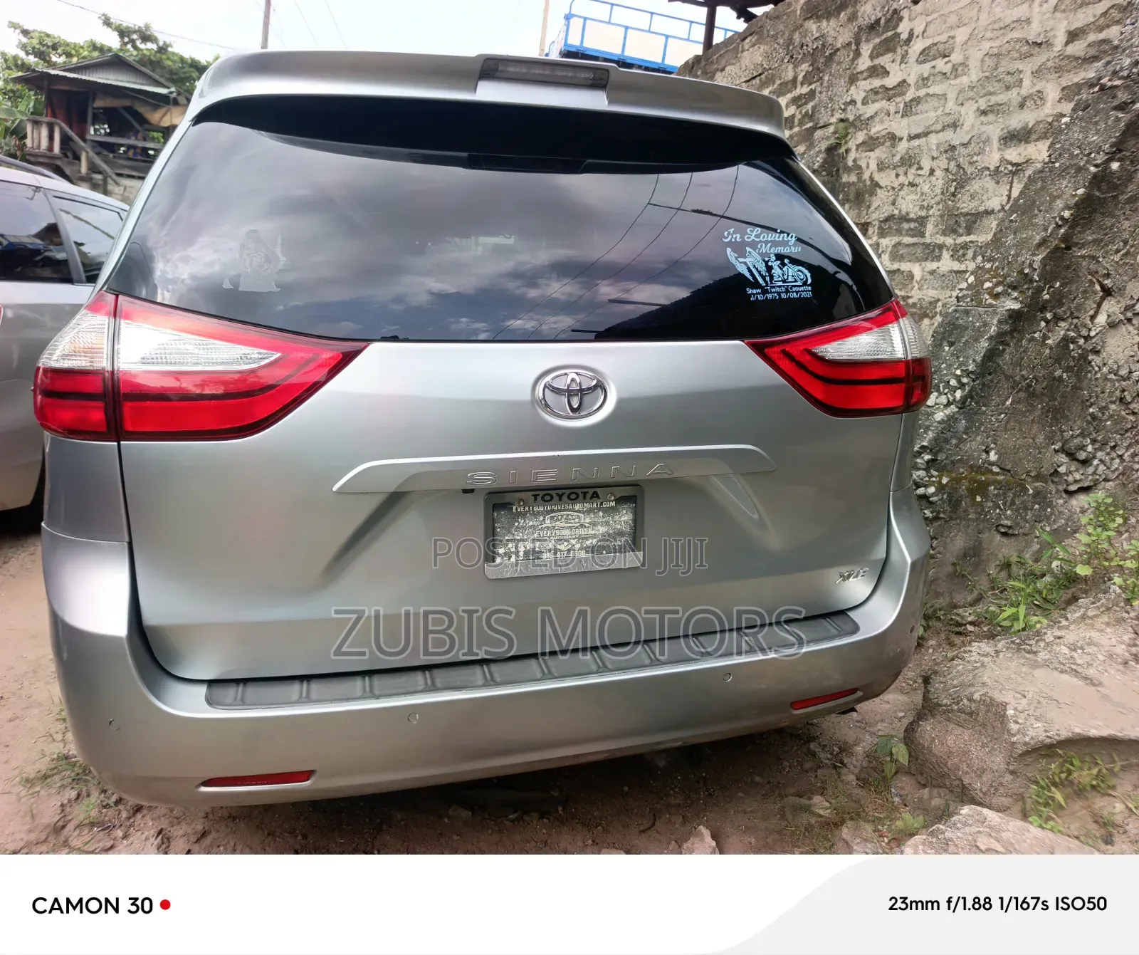 Toyota Sienna 2019 Silver