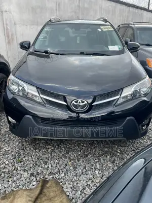 Toyota RAV4 Limited 4dr SUV AWD (2.5L 4cyl 6A) 2015 Black