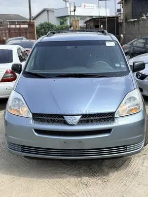Toyota Sienna LE AWD 2005 Blue