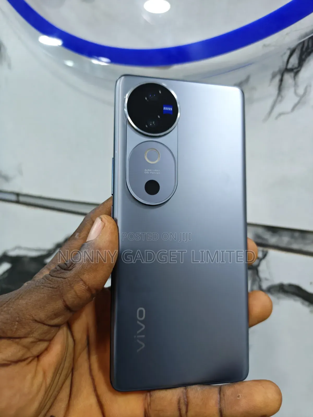 Vivo V40 512 GB Gray