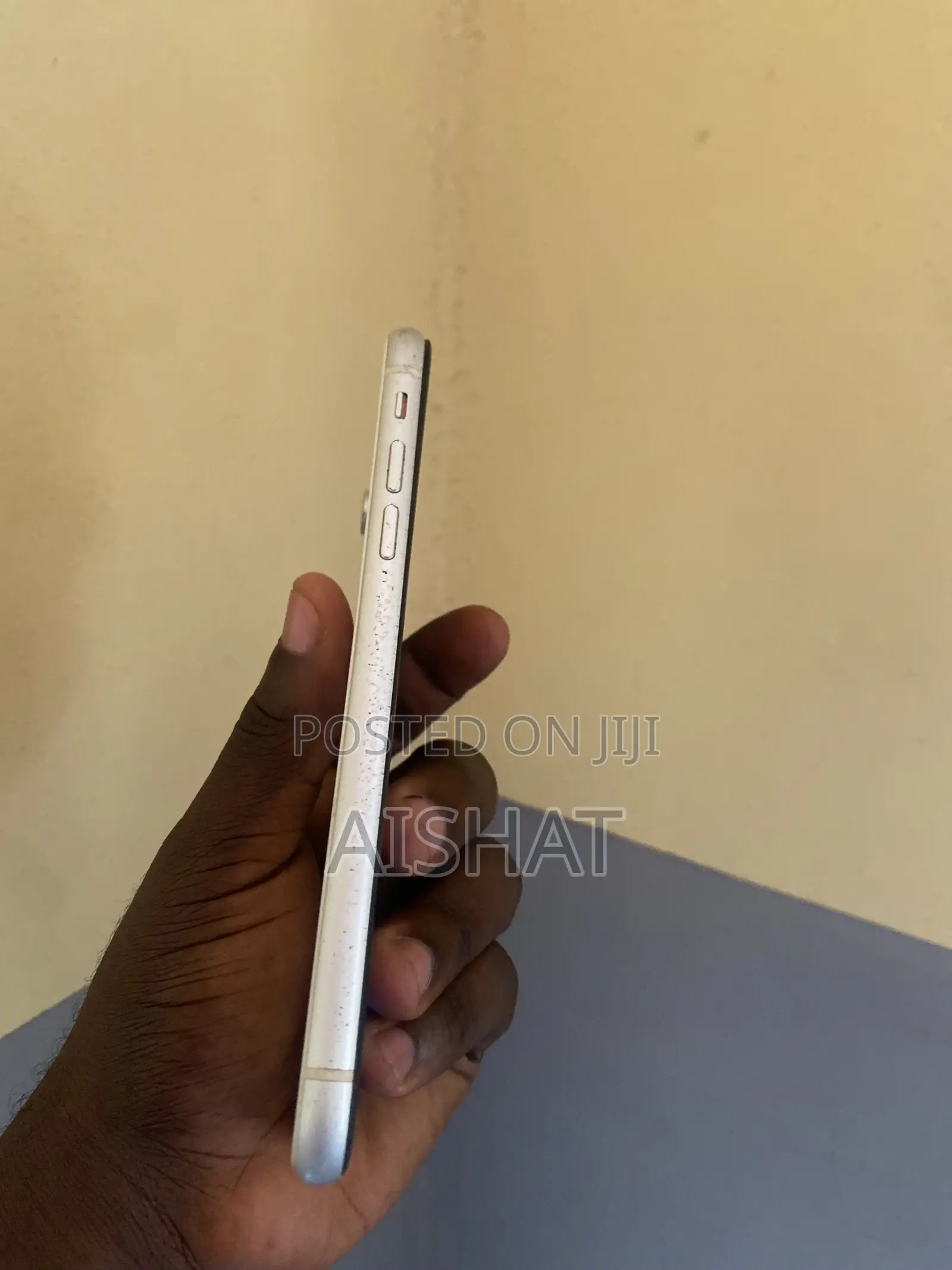 Apple iPhone XR 64 GB White