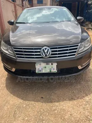 Volkswagen Passat 2014 Gray