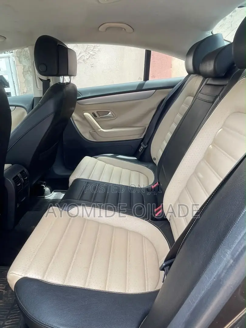 Volkswagen Passat 2014 Gray