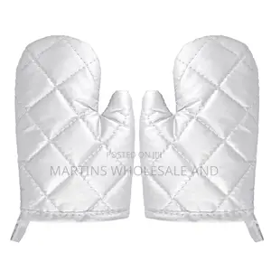 Silver Quilted Heat-Resistant Oven Mitts