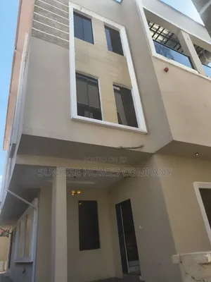 5bdrm Duplex in Titilayo Estate, GRA Phase 1 for sale