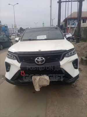 Toyota Fortuner 2024 White