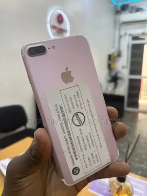 Apple iPhone 7 Plus 32 GB Gold