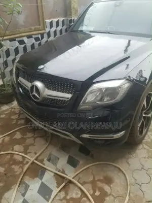 Mercedes-Benz GLK-Class 2010 Black