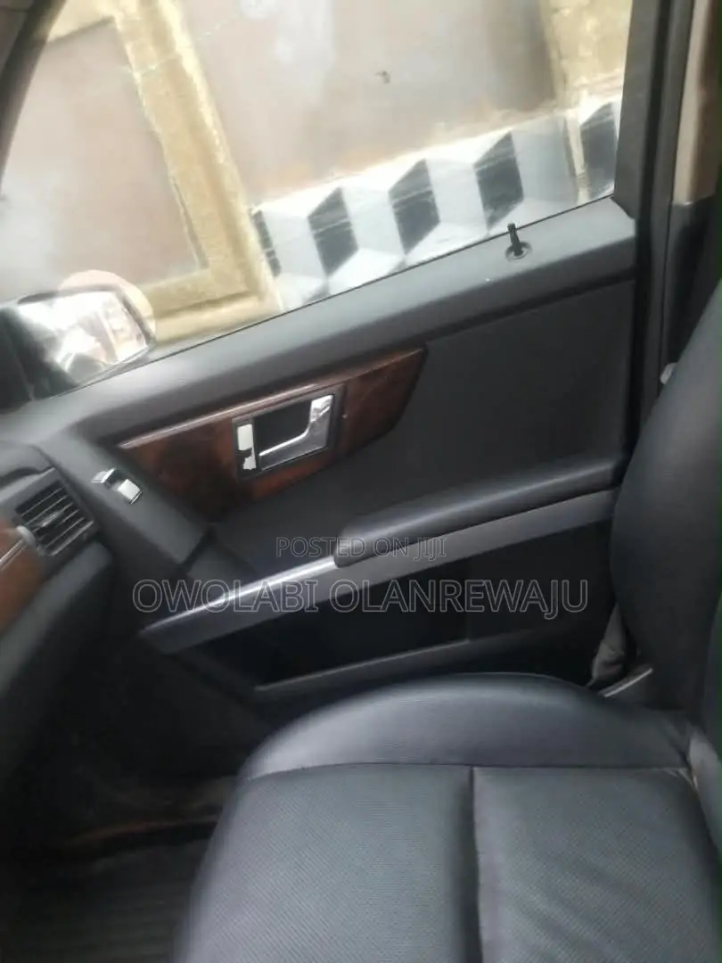 Mercedes-Benz GLK-Class 2010 Black