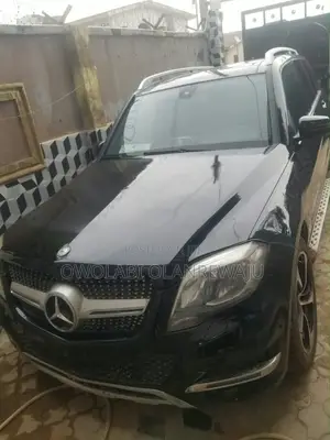Mercedes-Benz GLK-Class 2010 Black