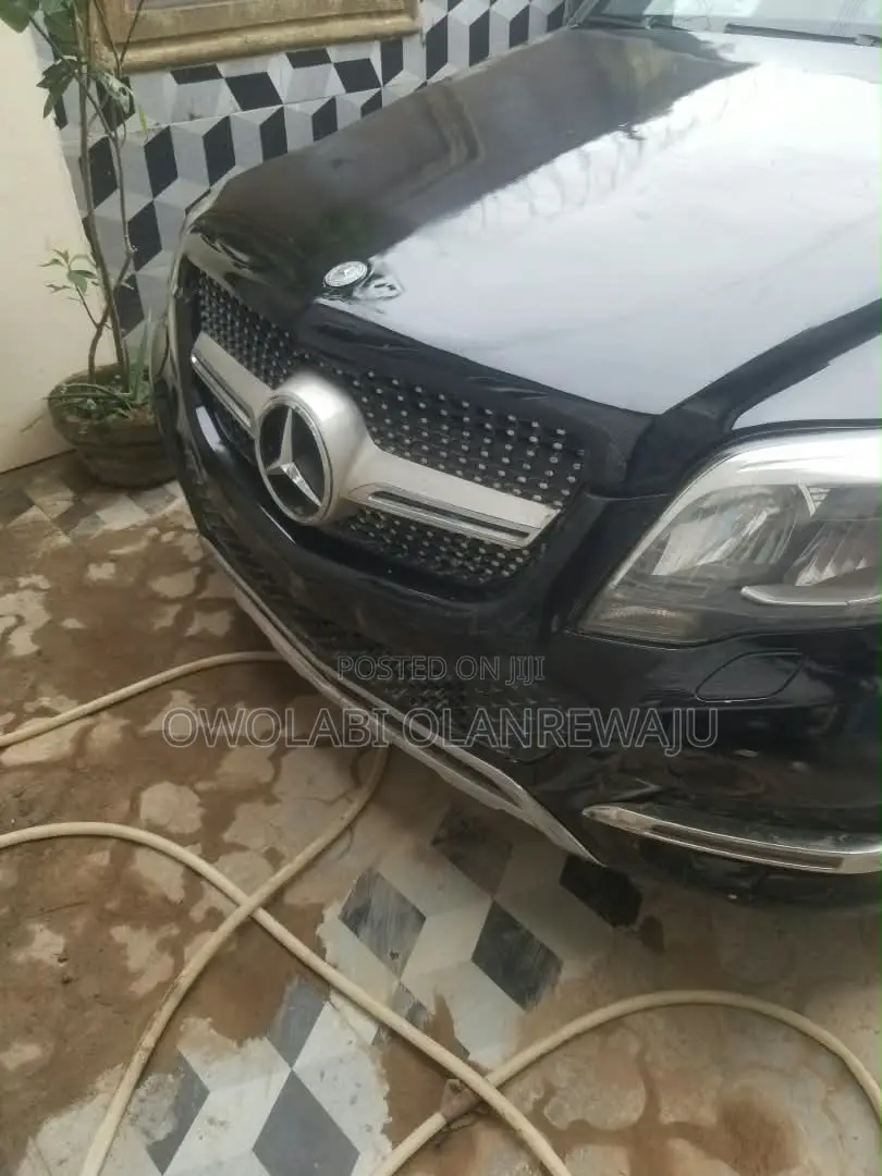 Mercedes-Benz GLK-Class 2010 Black