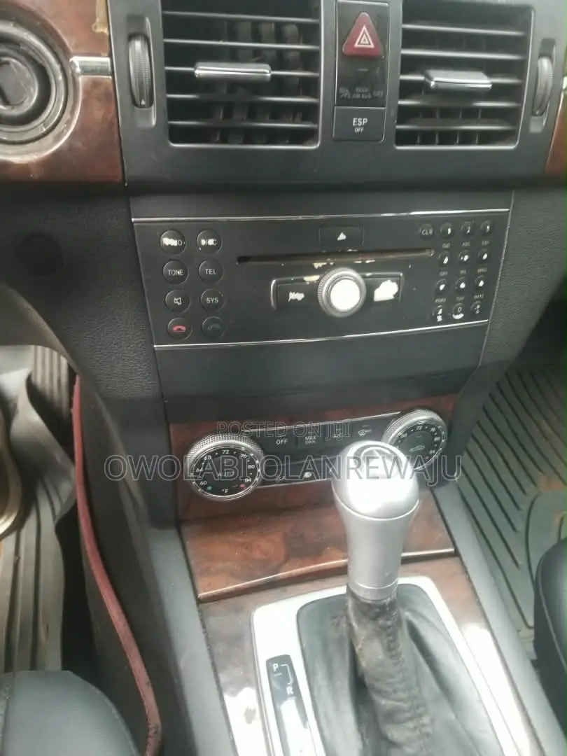 Mercedes-Benz GLK-Class 2010 Black