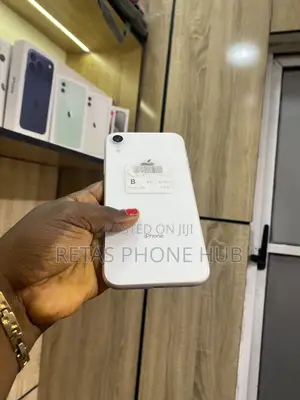 Apple iPhone XR 64 GB