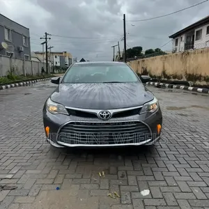 Toyota Avalon XLE FWDSedan (3.6L 6cyl 6A) 2016 Gray